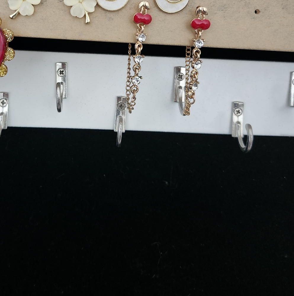 Elegant Gold and Red‎ Dangle Earrings